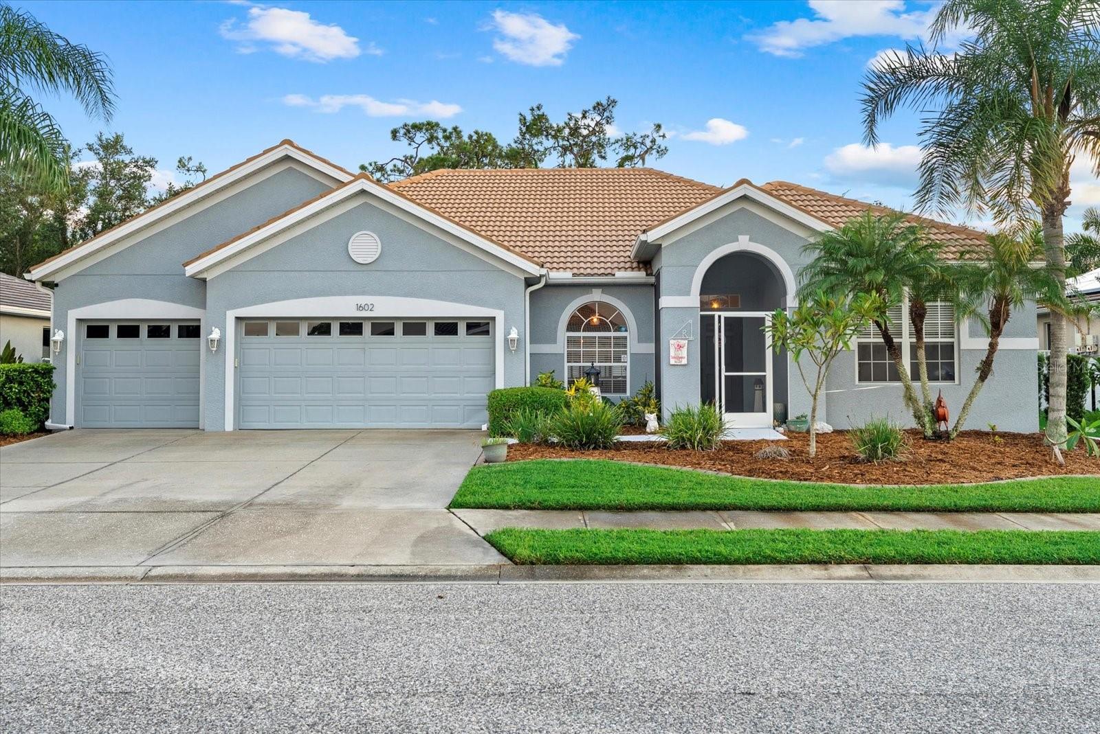 1602 Pinyon Pine Dr, Sarasota, FL 34240
