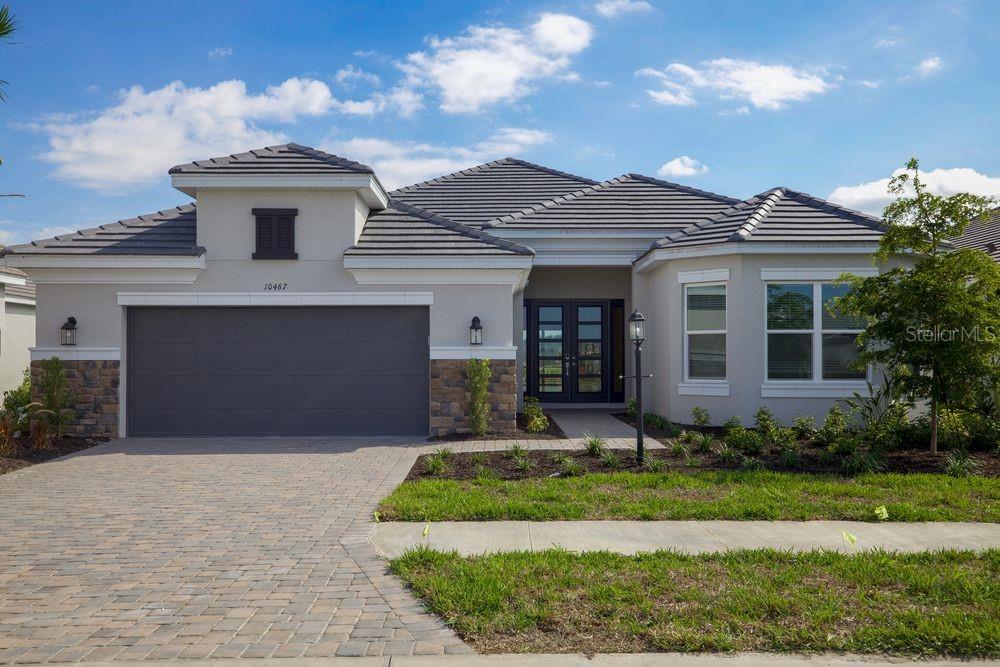 10467 Eclipse St, Sarasota, FL 34241