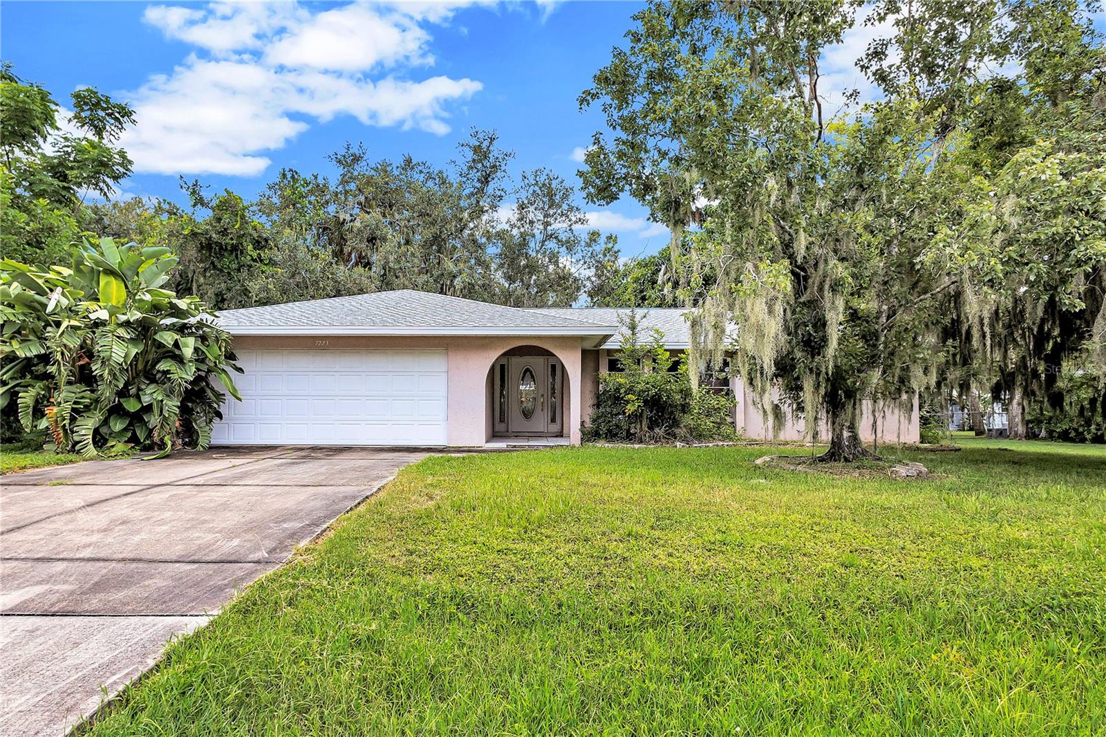 7223 N Leewynn Dr, Sarasota, FL 34240