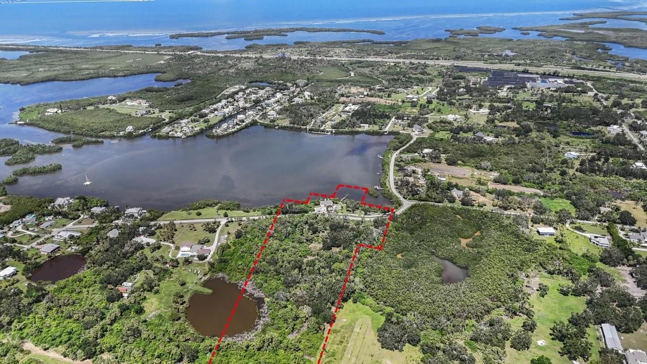 1460 Bayshore Dr, Terra Ceia, FL 34250