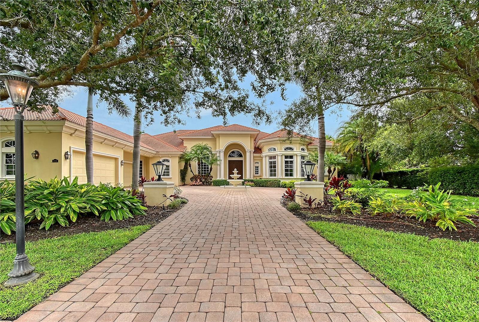 3218 Signet Ct, Sarasota, FL 34240