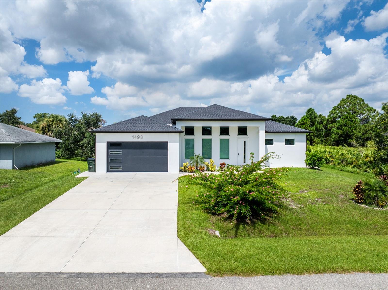 1493 Maricopa Rd, North Port, FL 34287
