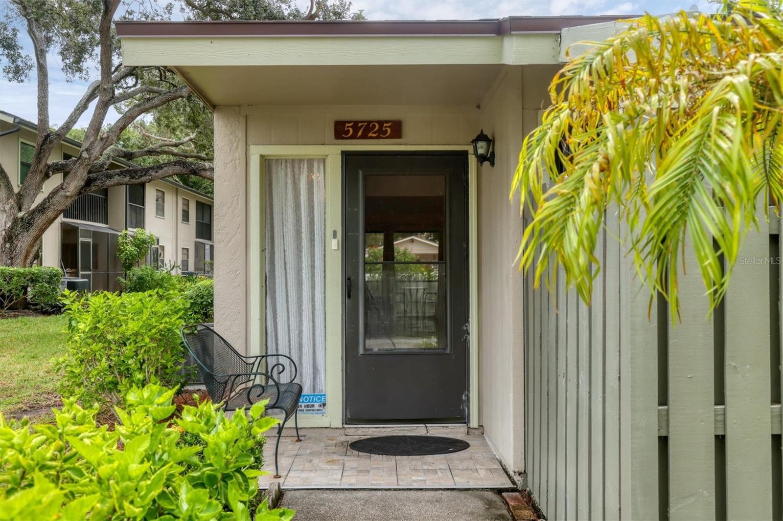 5725 Summer Side Ln #19a, Sarasota, FL 34231
