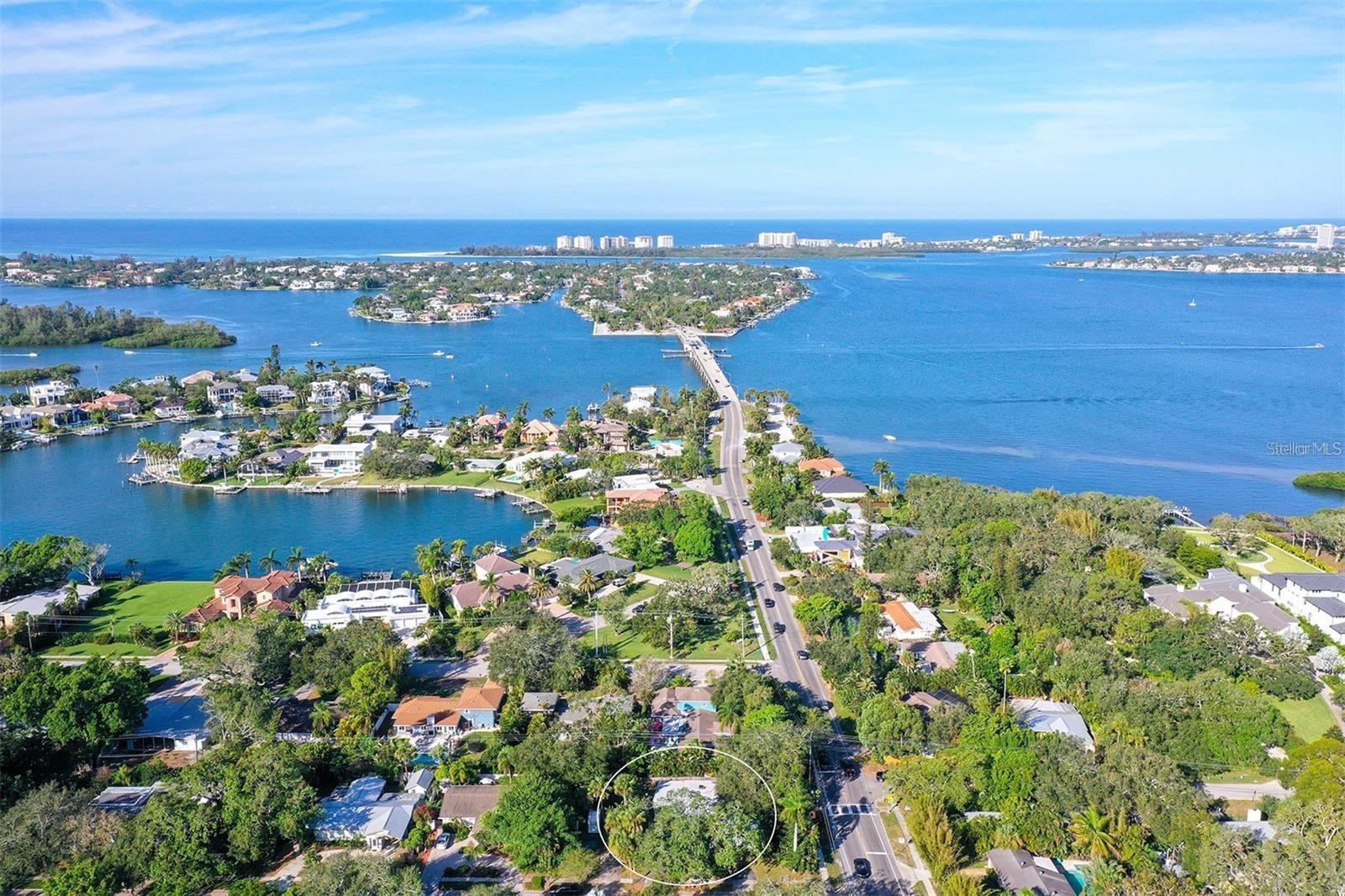 3500 Flores Ave, Sarasota, FL 34239