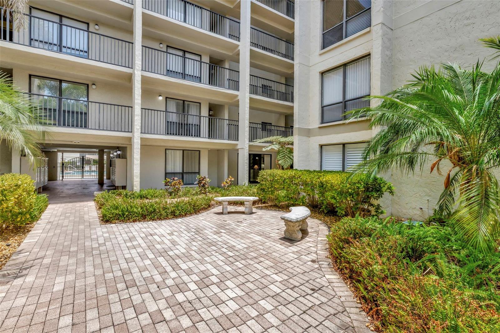 6157 Midnight Pass Rd #E24, Sarasota, FL 34242