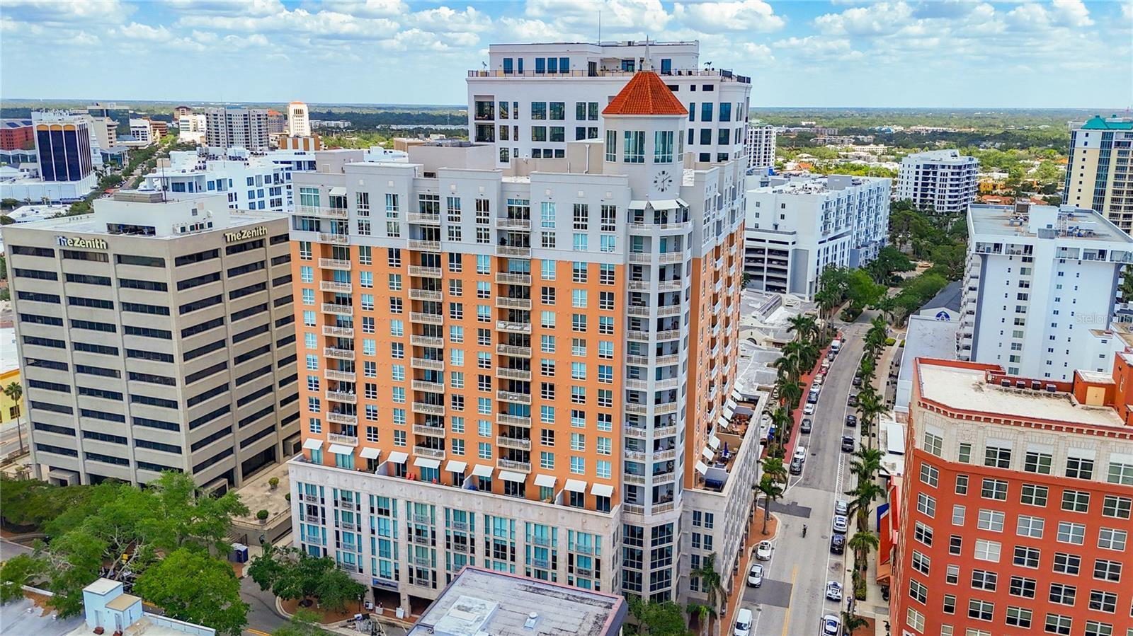 1350 Main St #805, Sarasota, FL 34236