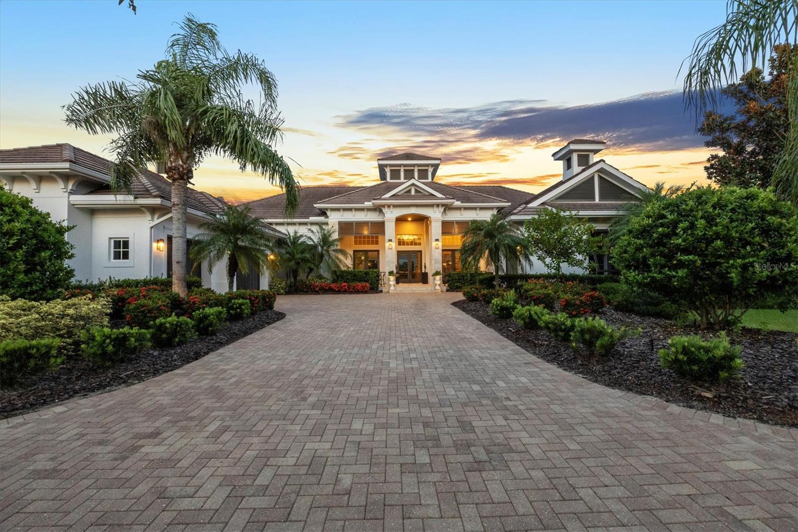 8009 Bounty Ln, Bradenton, FL 34202