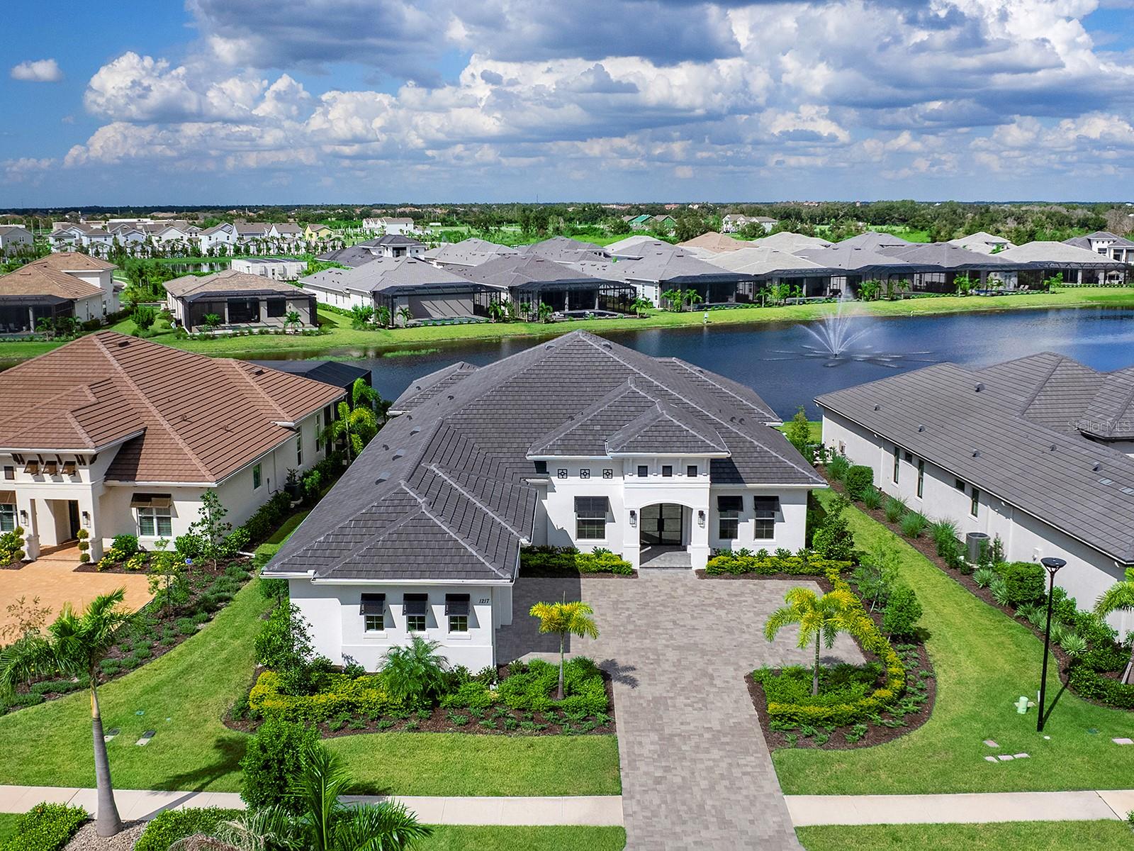 1217 Blue Shell Loop, Sarasota, FL 34240