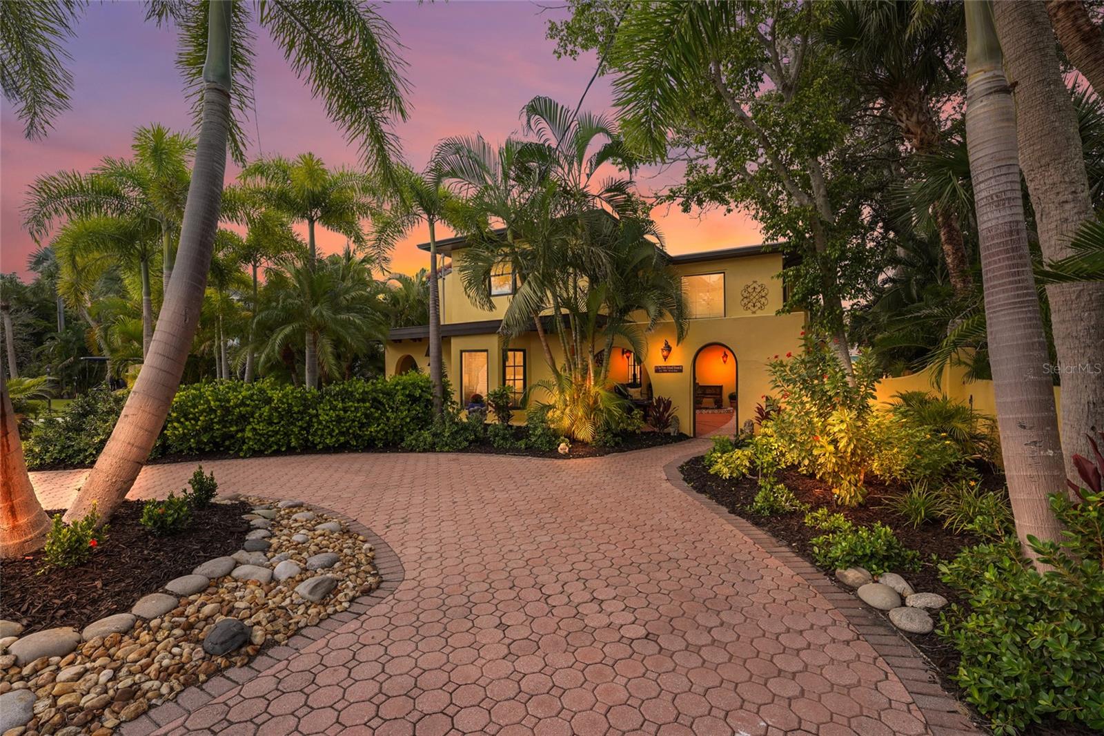 5354 Calle Florida, Sarasota, FL 34242