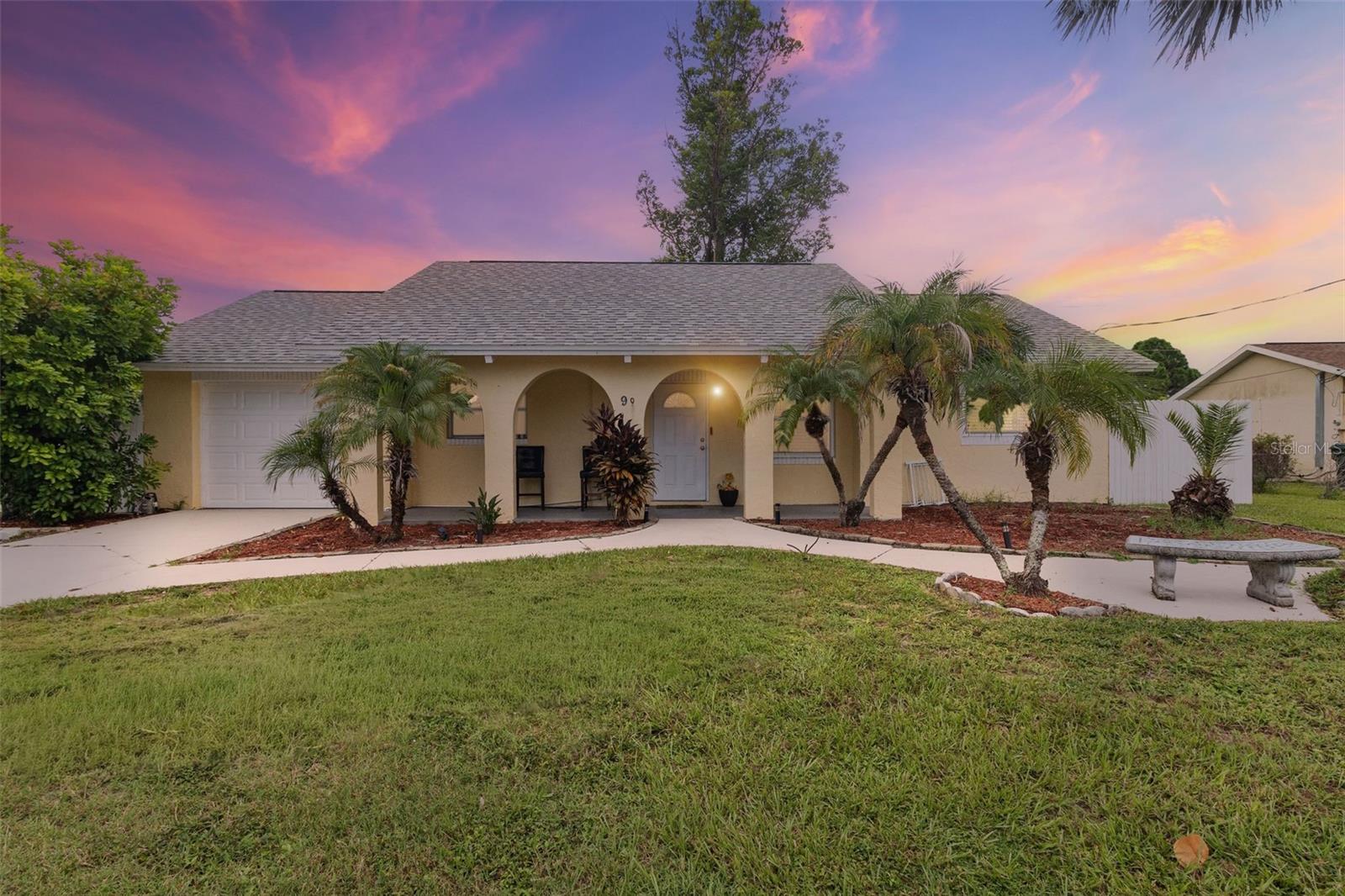 90 Venice East Blvd, Venice, FL 34293