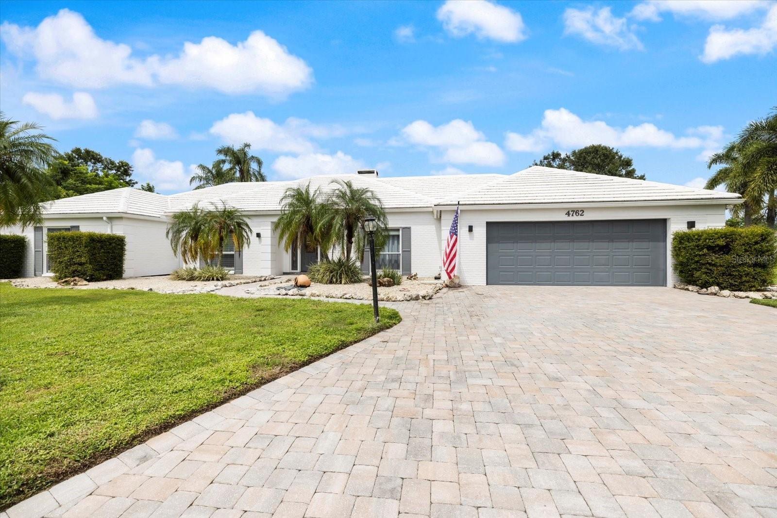4762 Meredith Ln, Sarasota, FL 34241