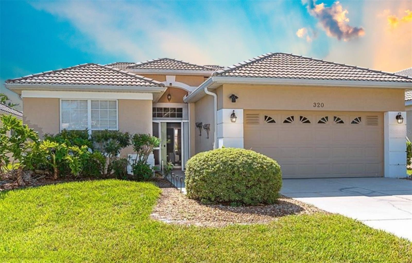 320 Langholm Dr, Venice, FL 34293