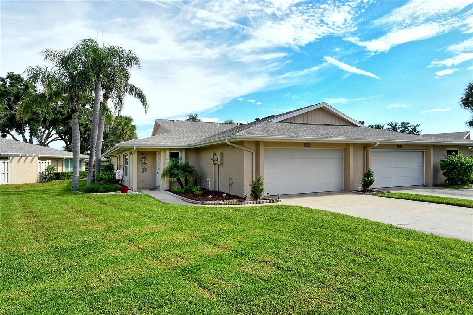 5609 Evergreen Dr #28, Sarasota, FL 34233