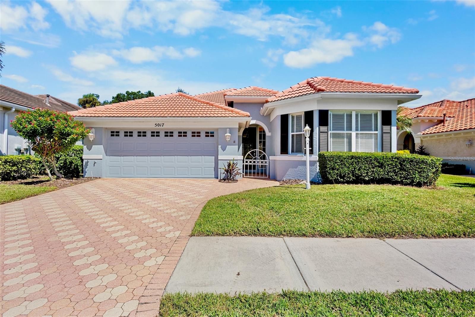 5017 Hanging Moss Ln, Sarasota, FL 34238
