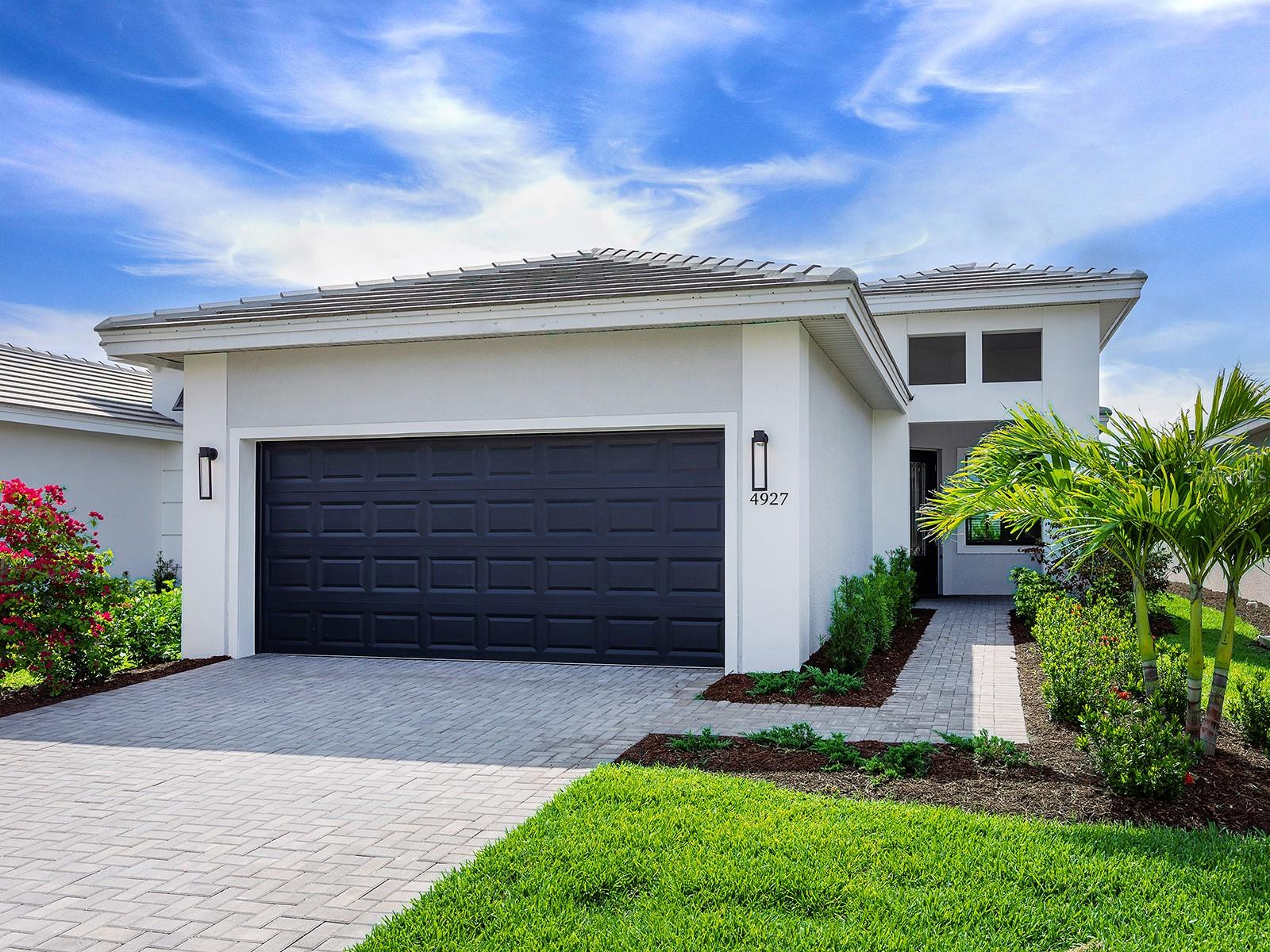 4927 Carova Way, Lakewood Ranch, FL 34211