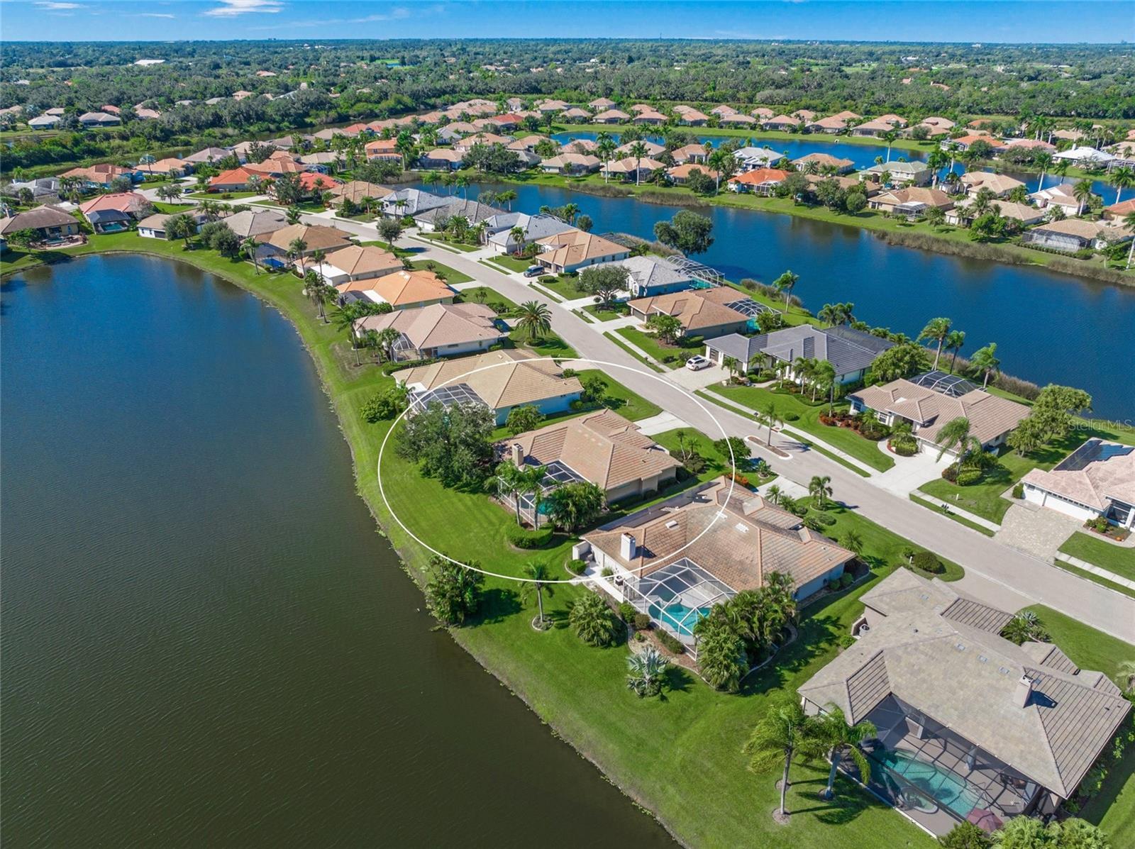 2973 Seasons Blvd, Sarasota, FL 34240