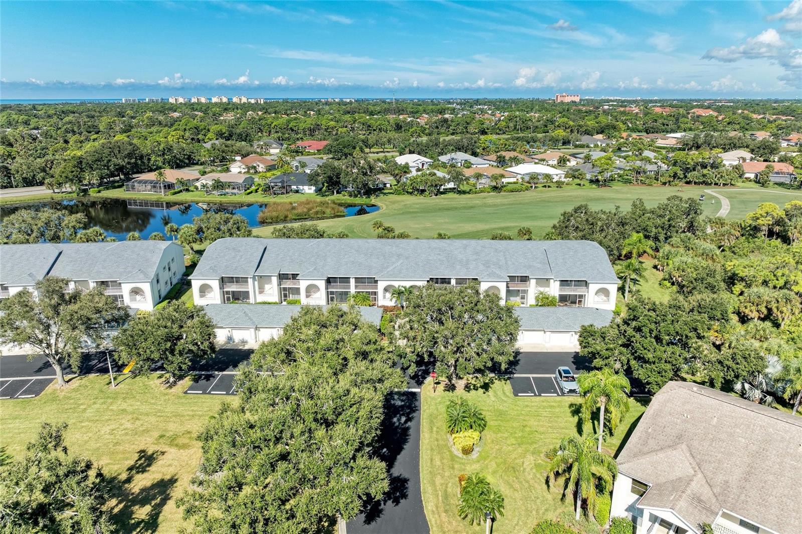 9470 High Gate Dr #2222, Sarasota, FL 34238