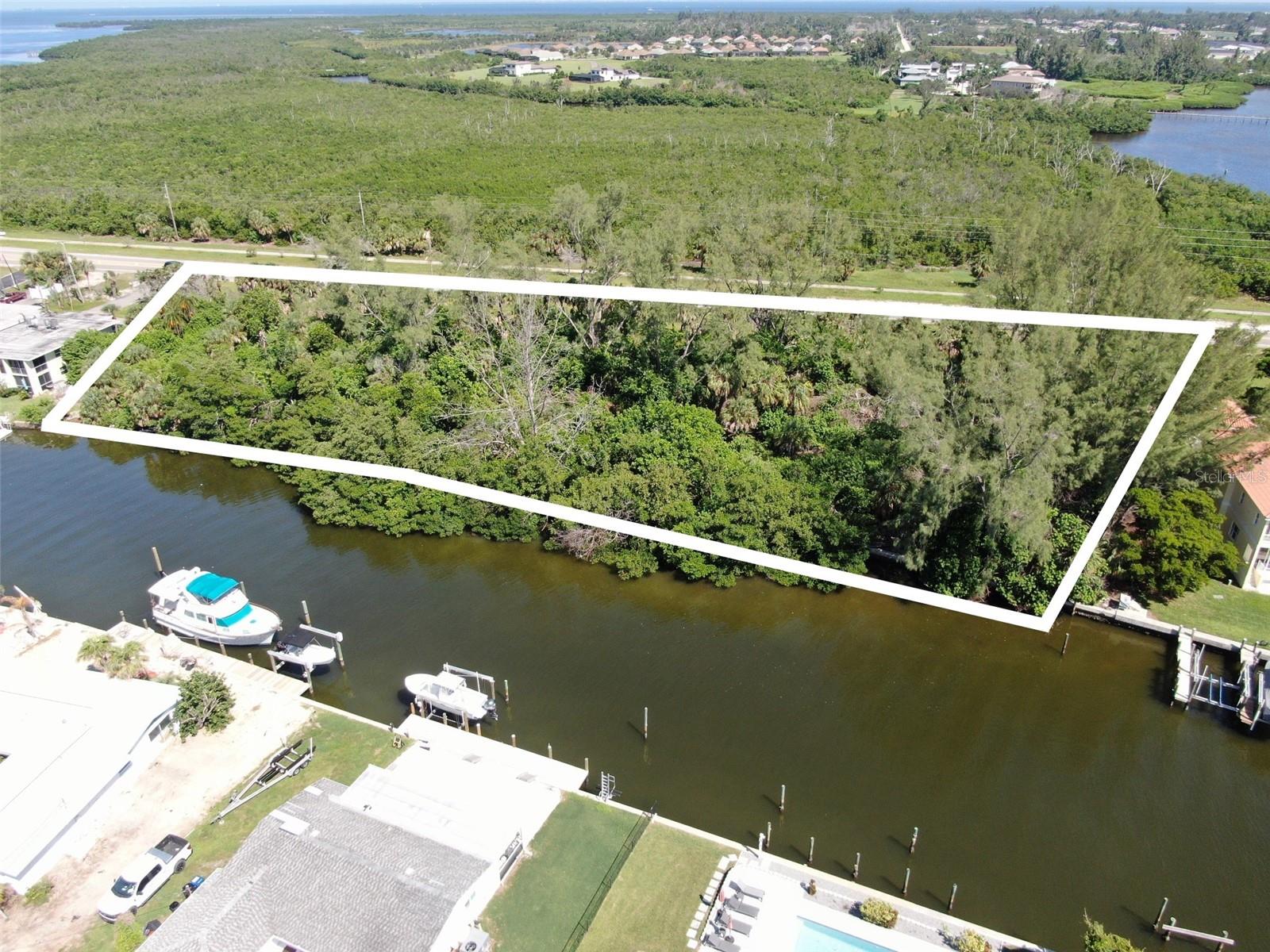 10005 W Manatee Ave W, Bradenton, FL 34209