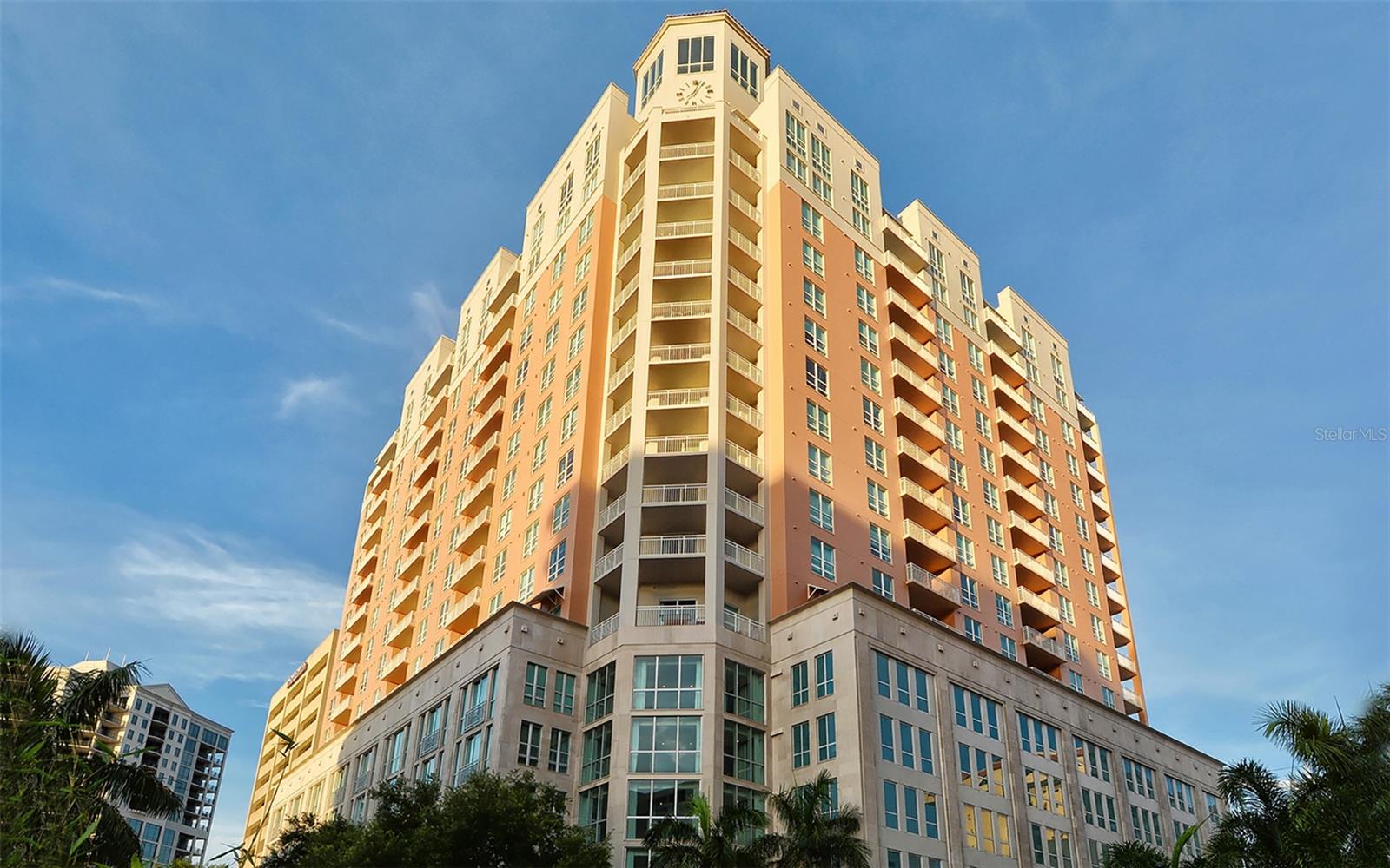 1350 Main St #Ph1600, Sarasota, FL 34236