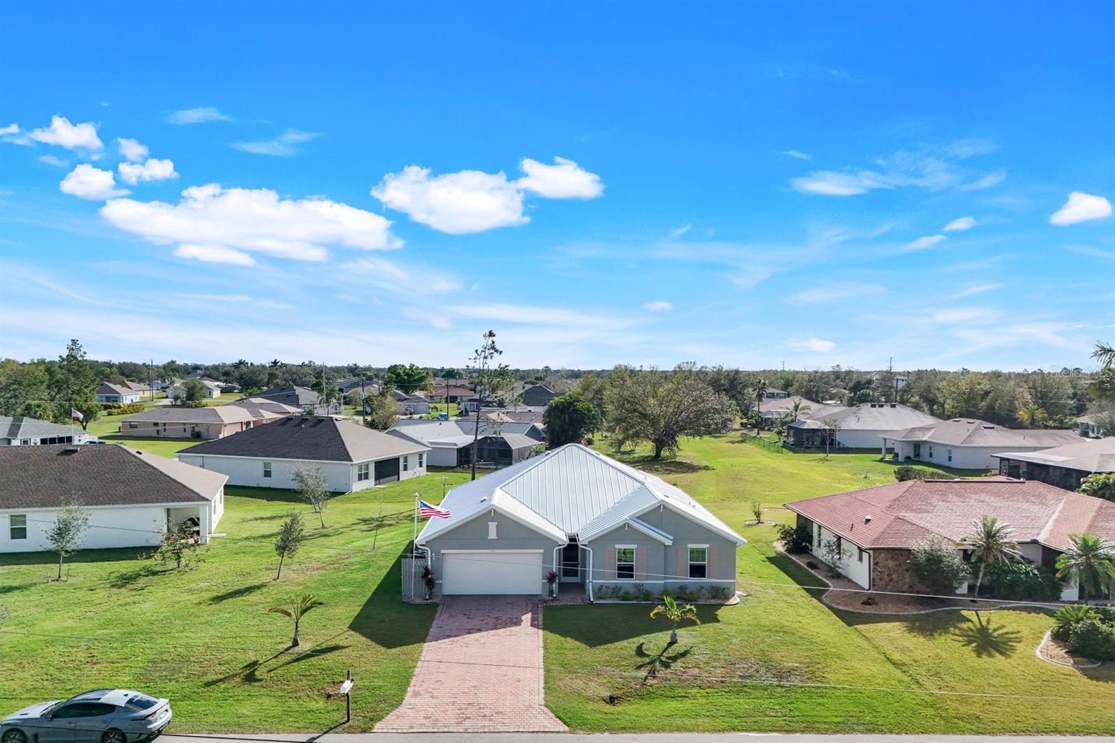 566 Corrientes Cir, Punta Gorda, FL 33983