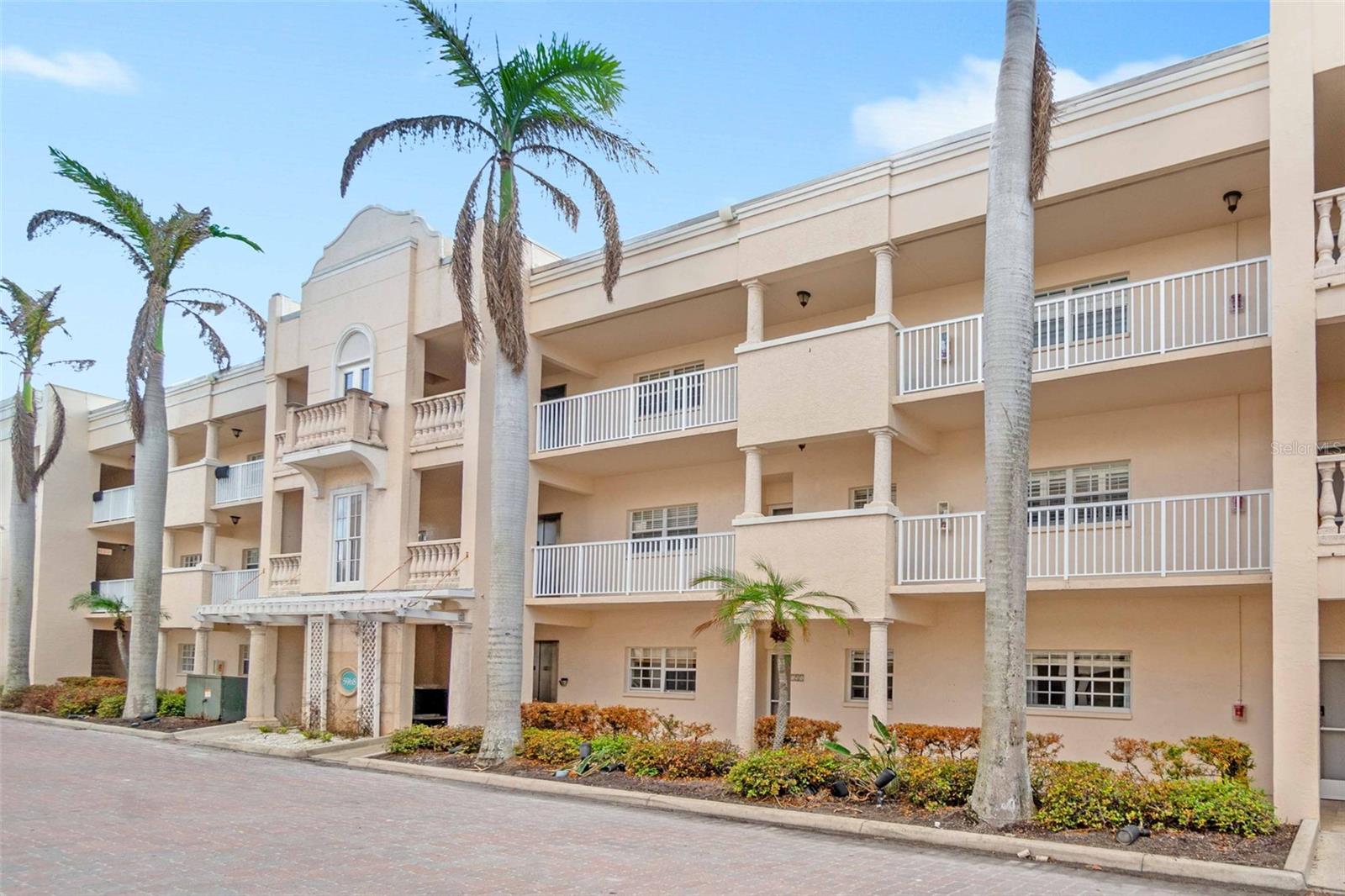 5970 Midnight Pass Rd #177, Sarasota, FL 34242