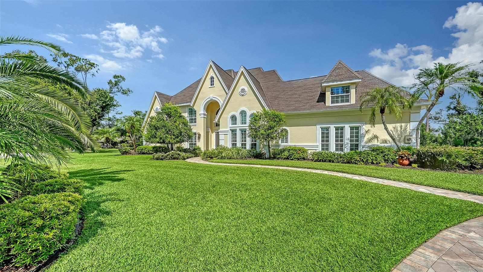 7401 Hemlock Ln, Sarasota, FL 34241