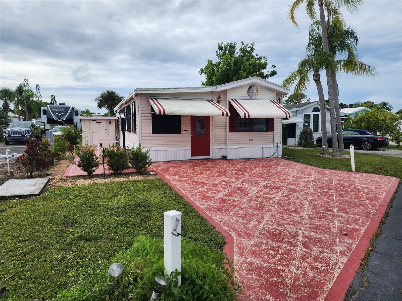 1674 University Pkwy #389, Sarasota, FL 34243