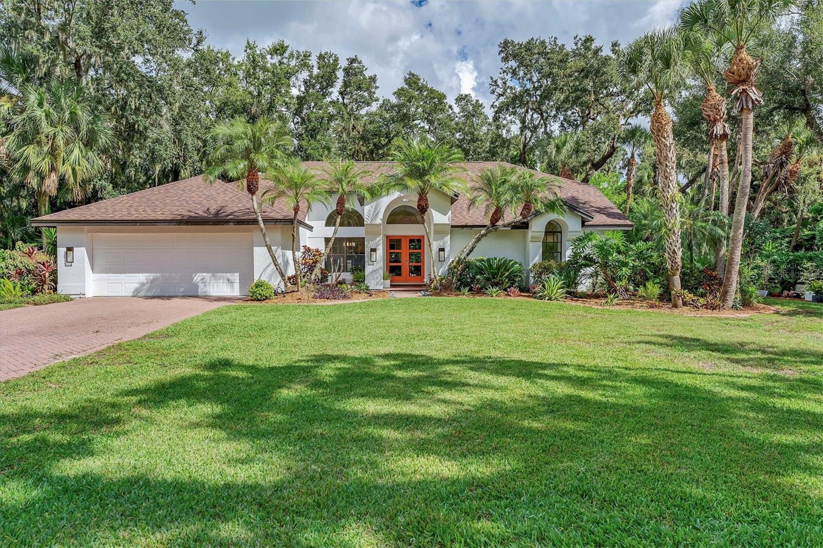 8704 Misty Creek Dr, Sarasota, FL 34241