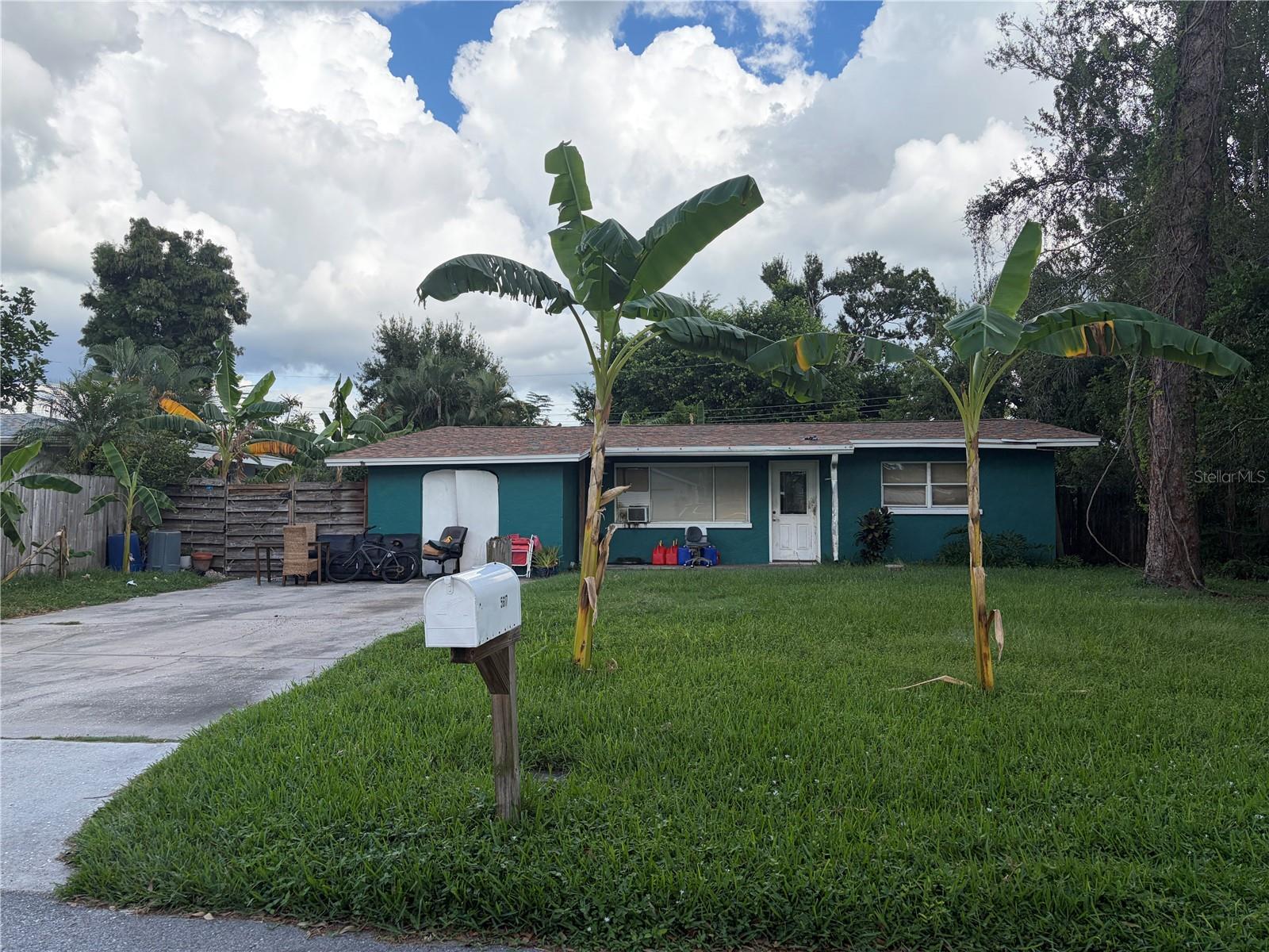 5617 Olive Ave, Sarasota, FL 34231