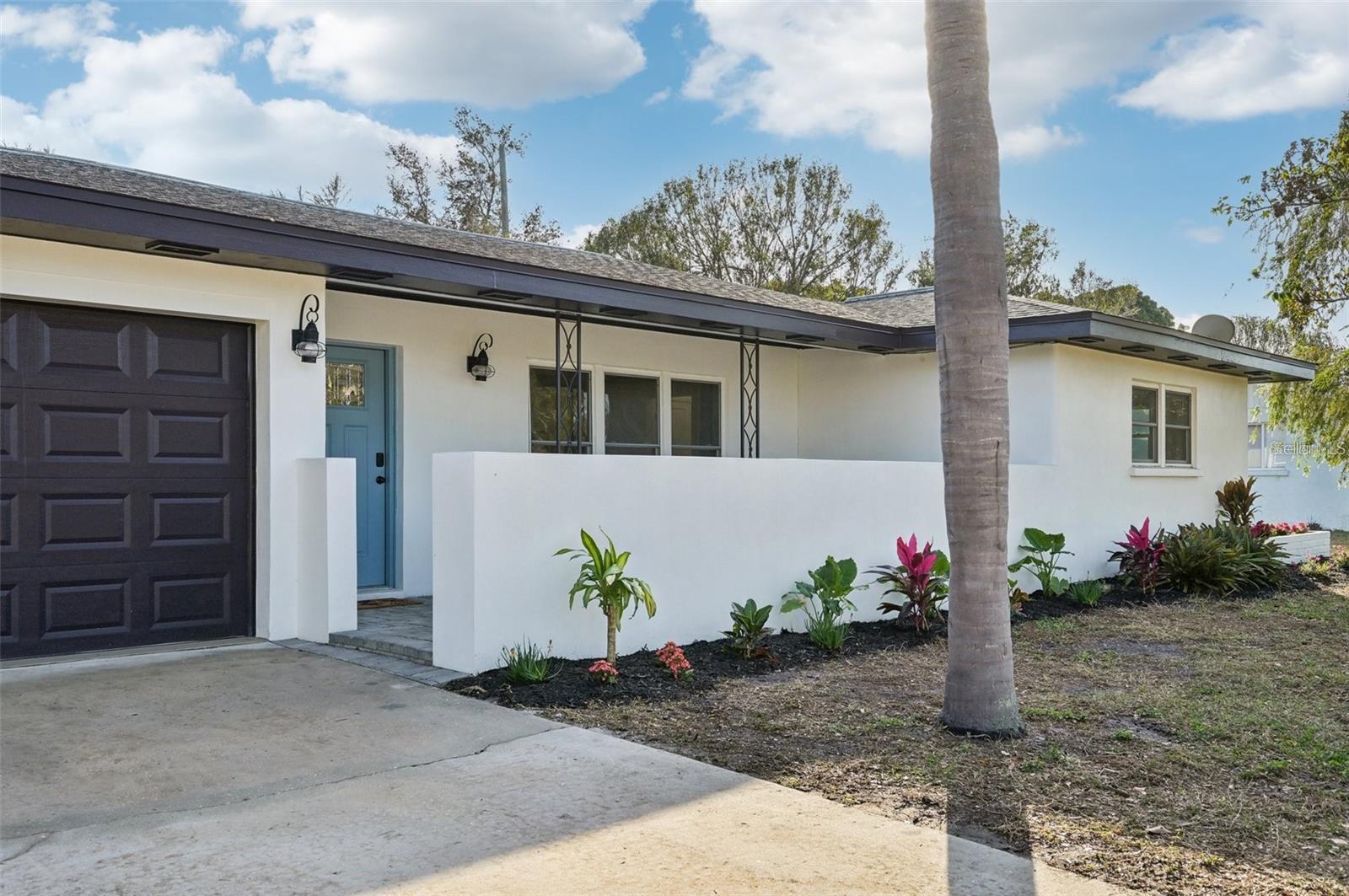 2746 Tangelo Dr, Sarasota, FL 34239