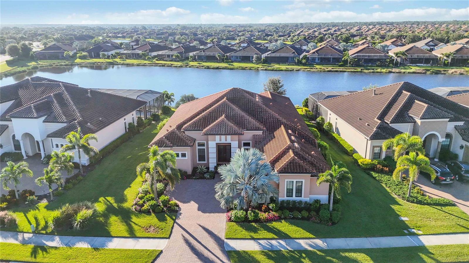 5341 Brookgrove Dr, Sarasota, FL 34238