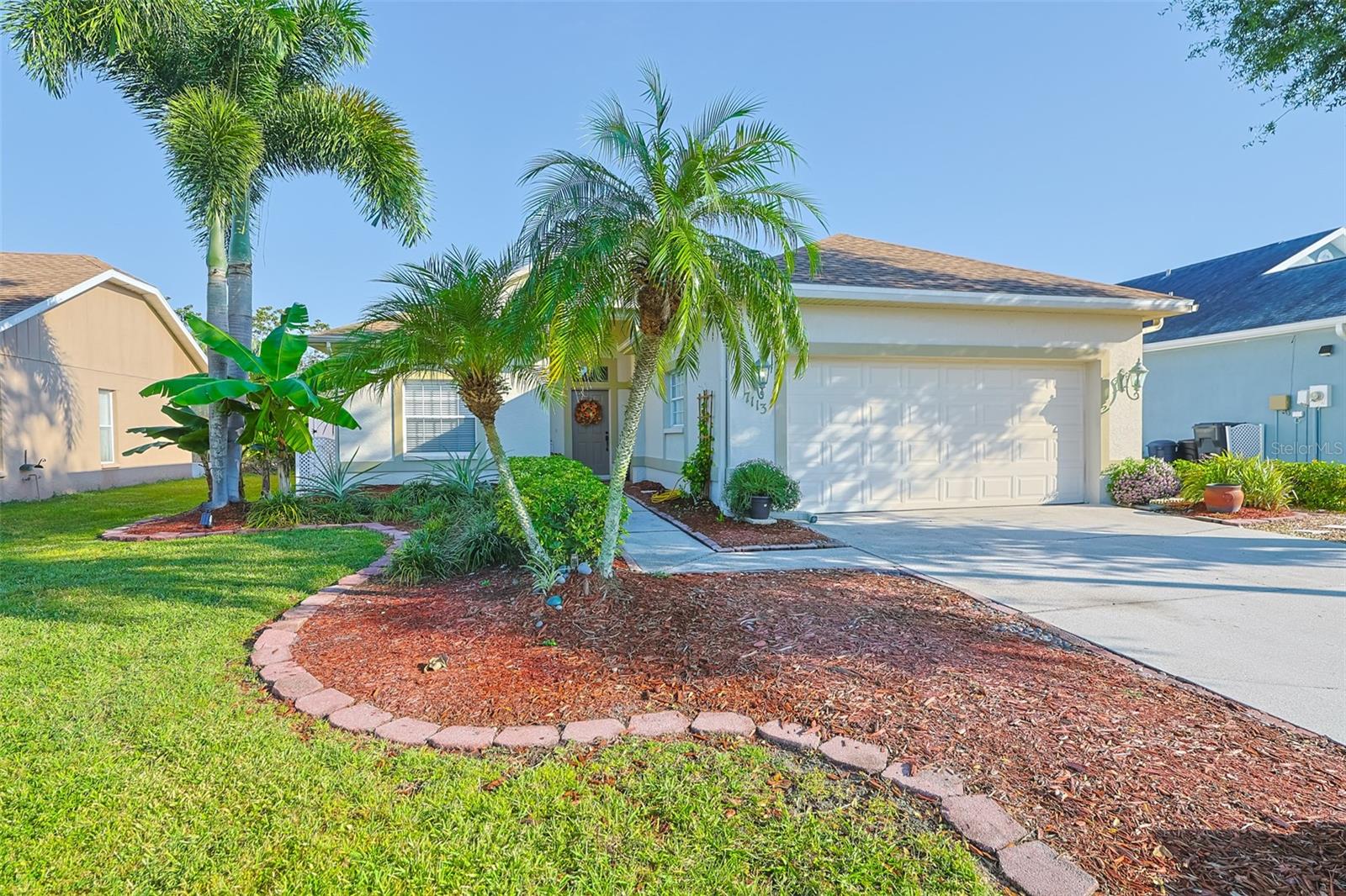 7113 52nd Dr E, Bradenton, FL 34203