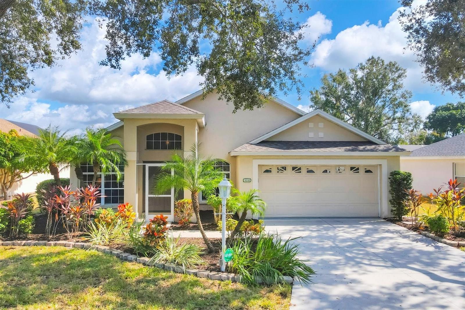 3350 Yonge Ave #31, Sarasota, FL 34235
