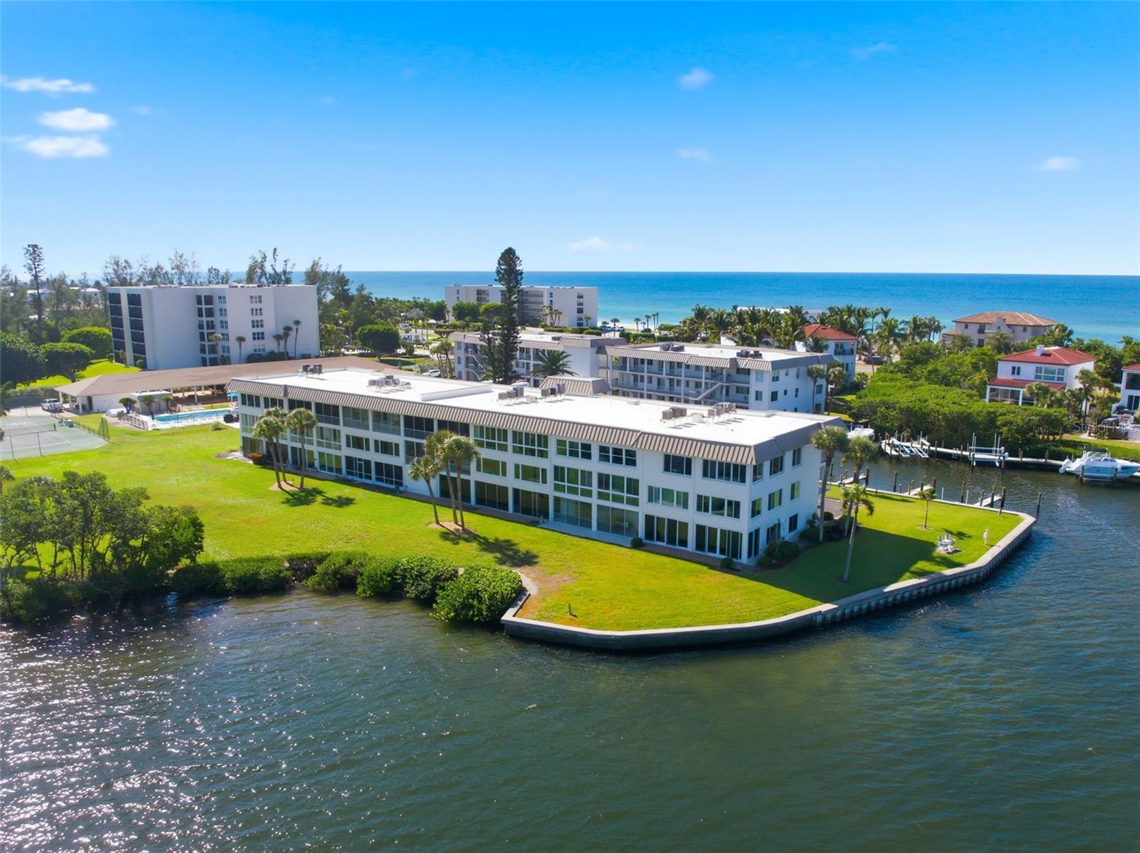 3330 Gulf Of Mexico Dr #205d, Longboat Key, FL 34228