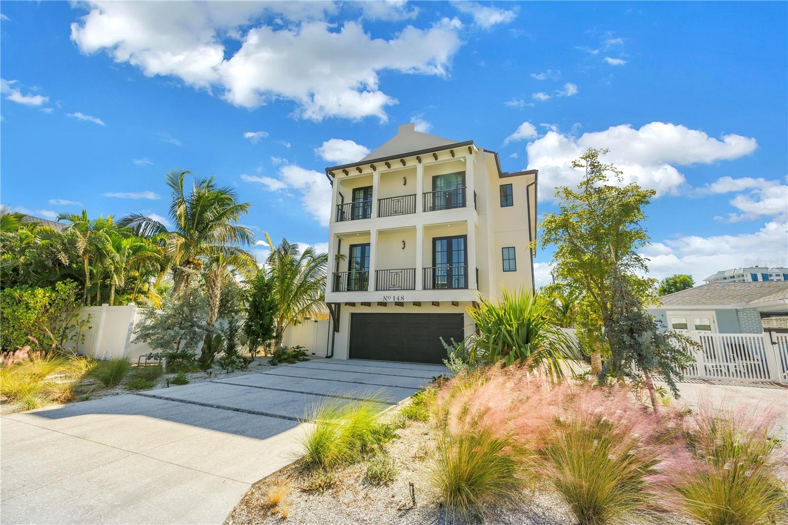 148 Coolidge Dr, Sarasota, FL 34236