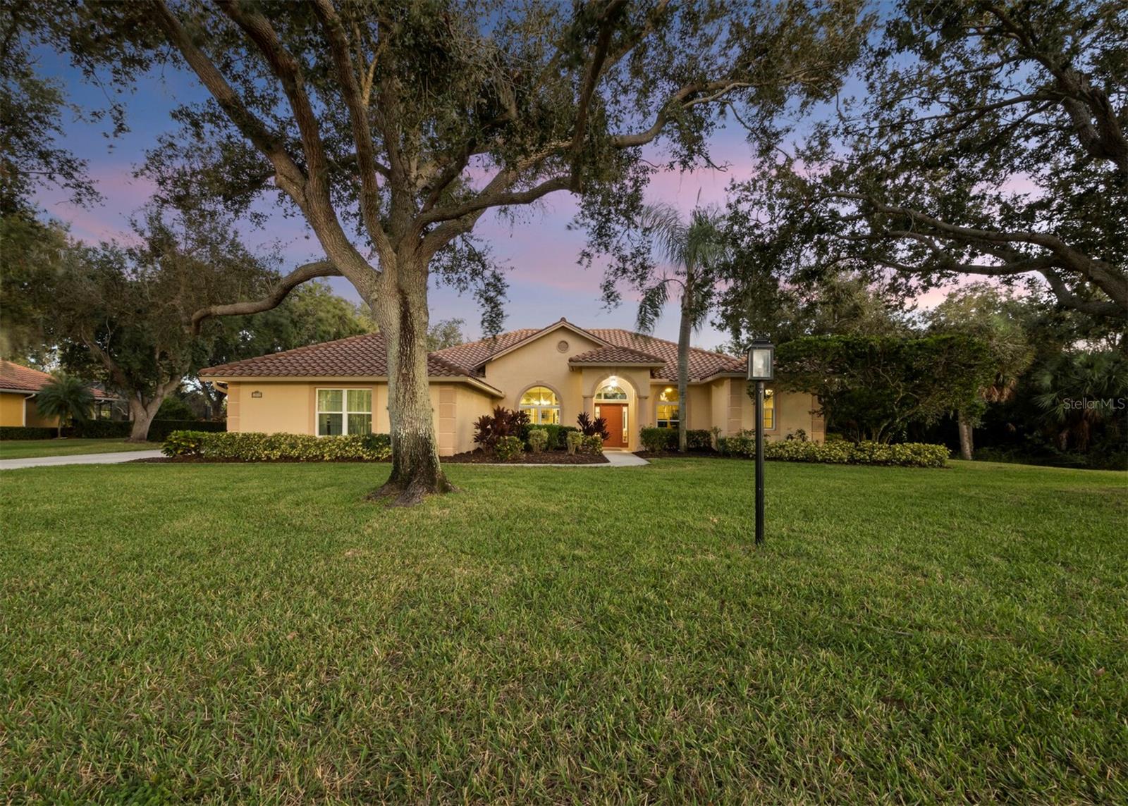6505 Taeda Dr, Sarasota, FL 34241