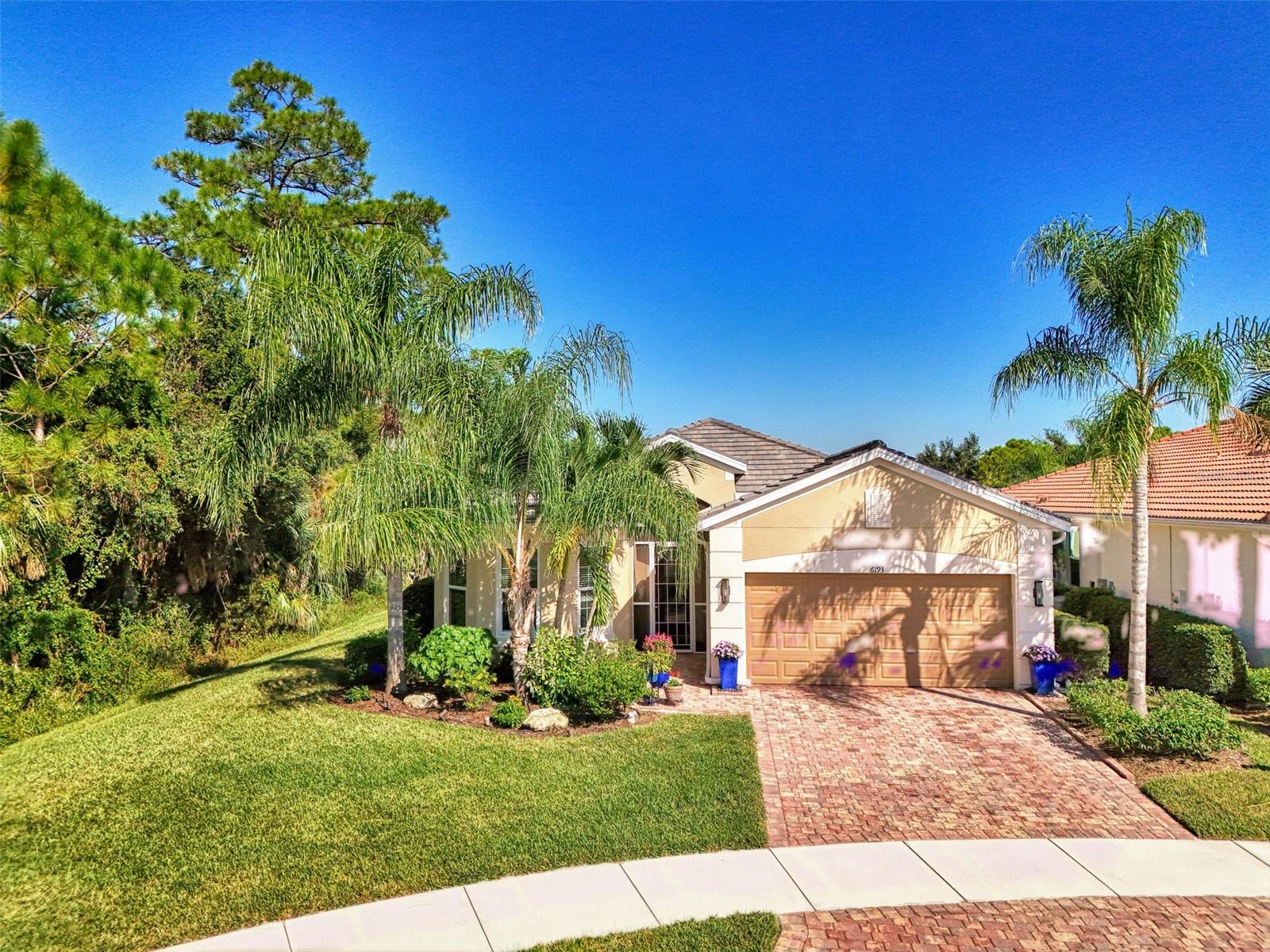 6193 Abaco Dr, Sarasota, FL 34238