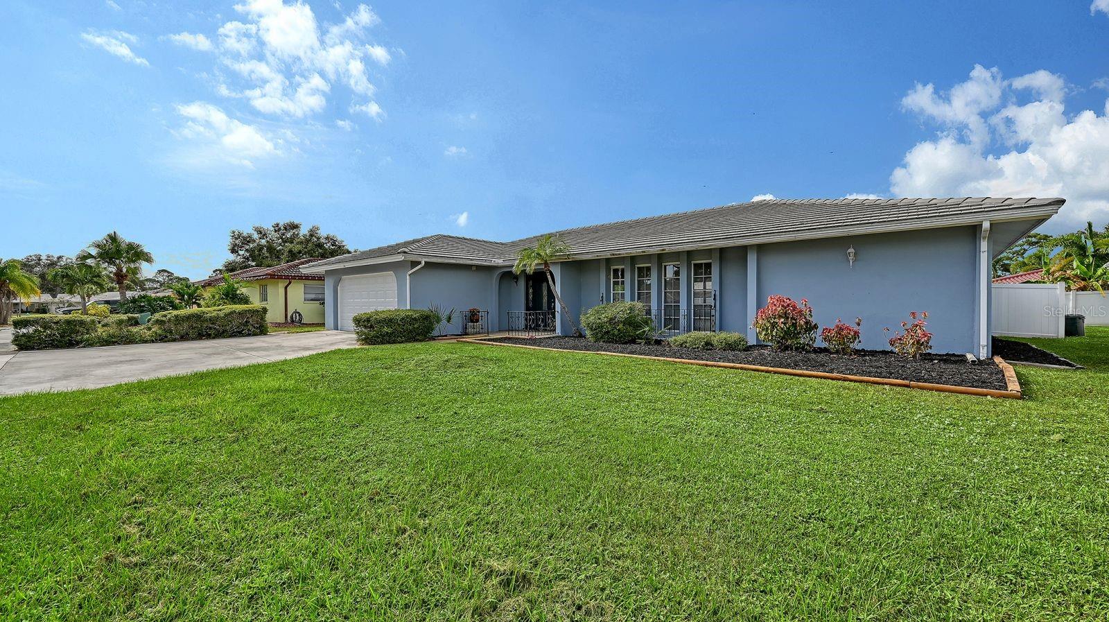 7440 Blaine Way, Sarasota, FL 34231