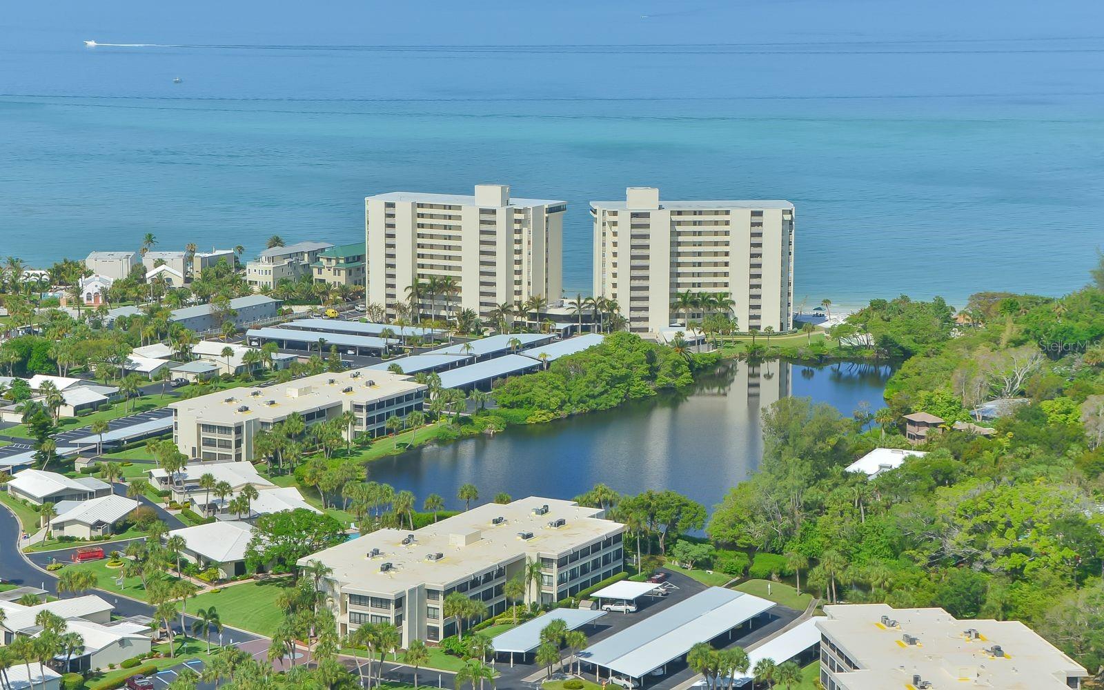 114 Whispering Sands Dr #V21, Sarasota, FL 34242