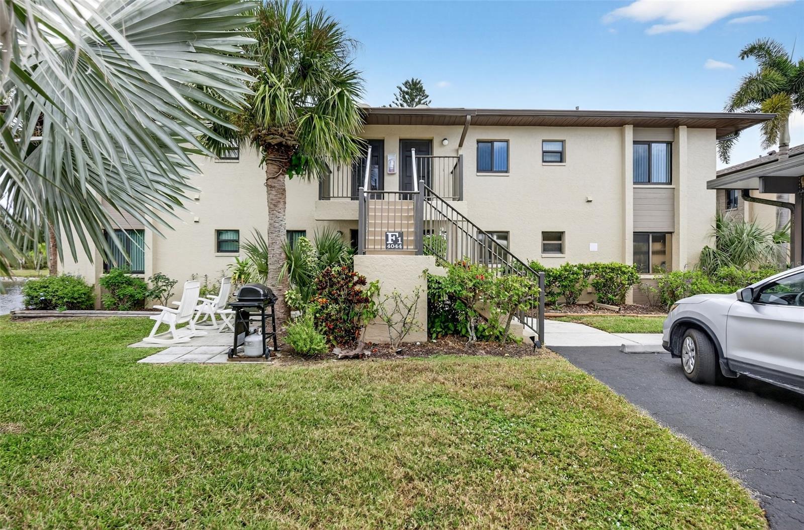 4044 Oakview Dr #F1-2, Punta Gorda, FL 33980
