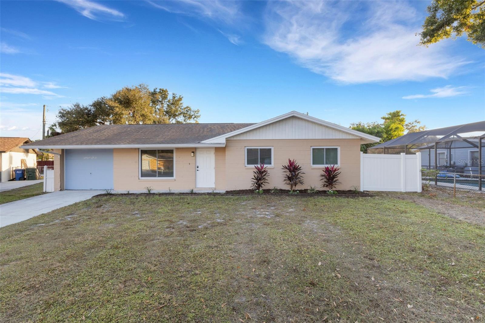 5356 Castleman Dr, Sarasota, FL 34232