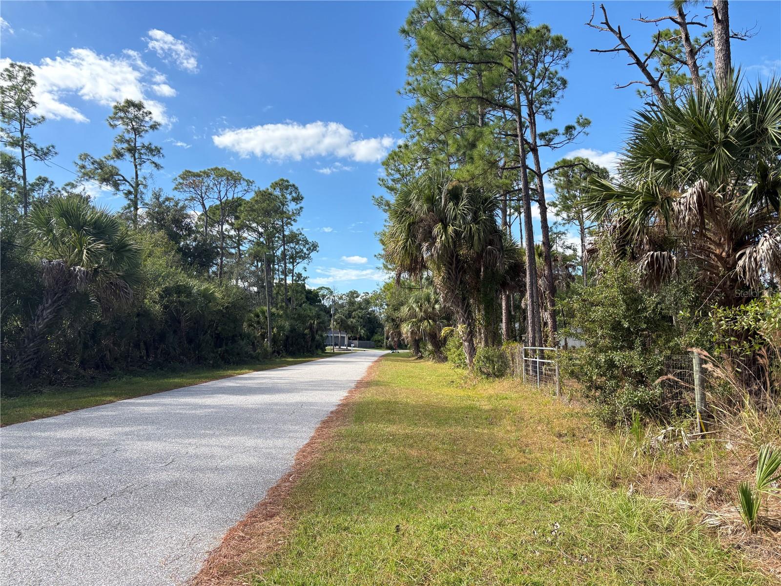 Cobbler Ln, North Port, FL 34286