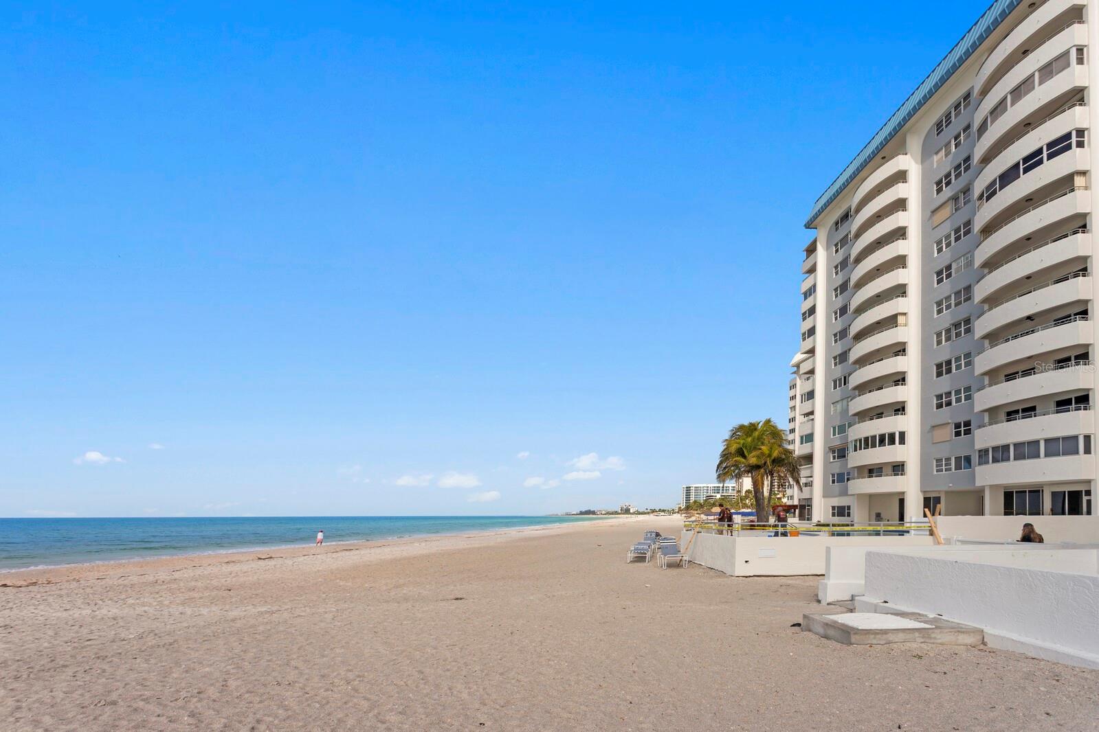 1750 Benjamin Franklin Dr #9g, Sarasota, FL 34236