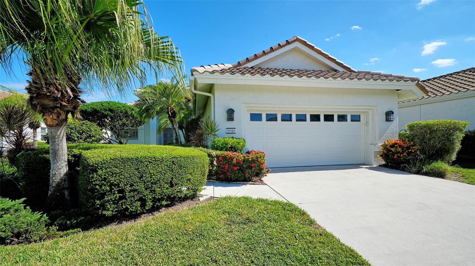 3846 Alamanda Dr, Sarasota, FL 34238