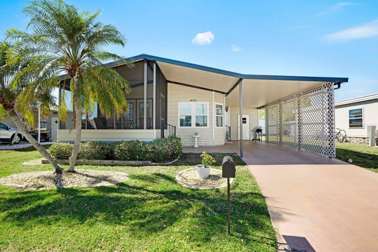709 Riverview Cir, North Port, FL 34287