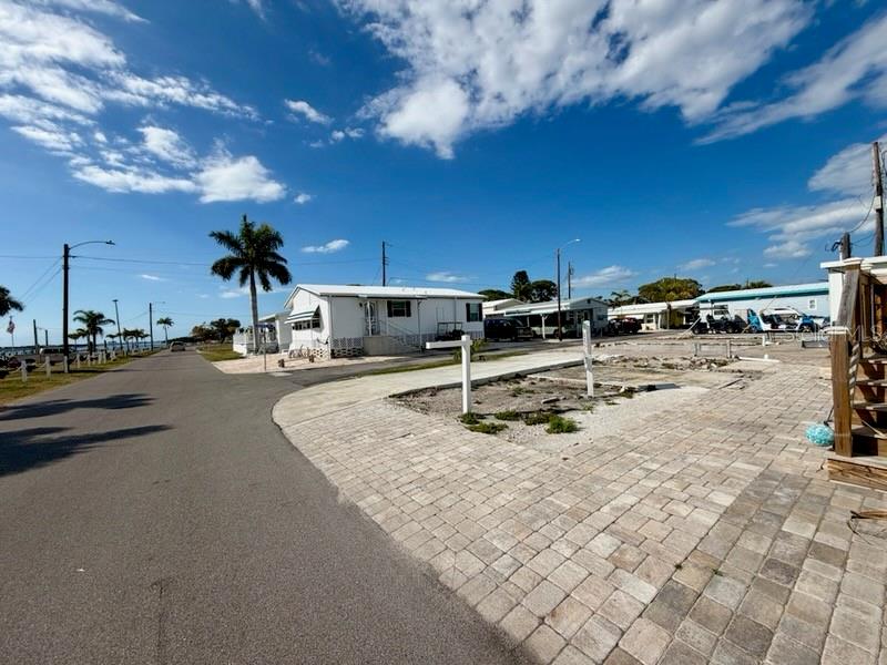 10315 Cortez Rd W #4-4, Bradenton, FL 34210