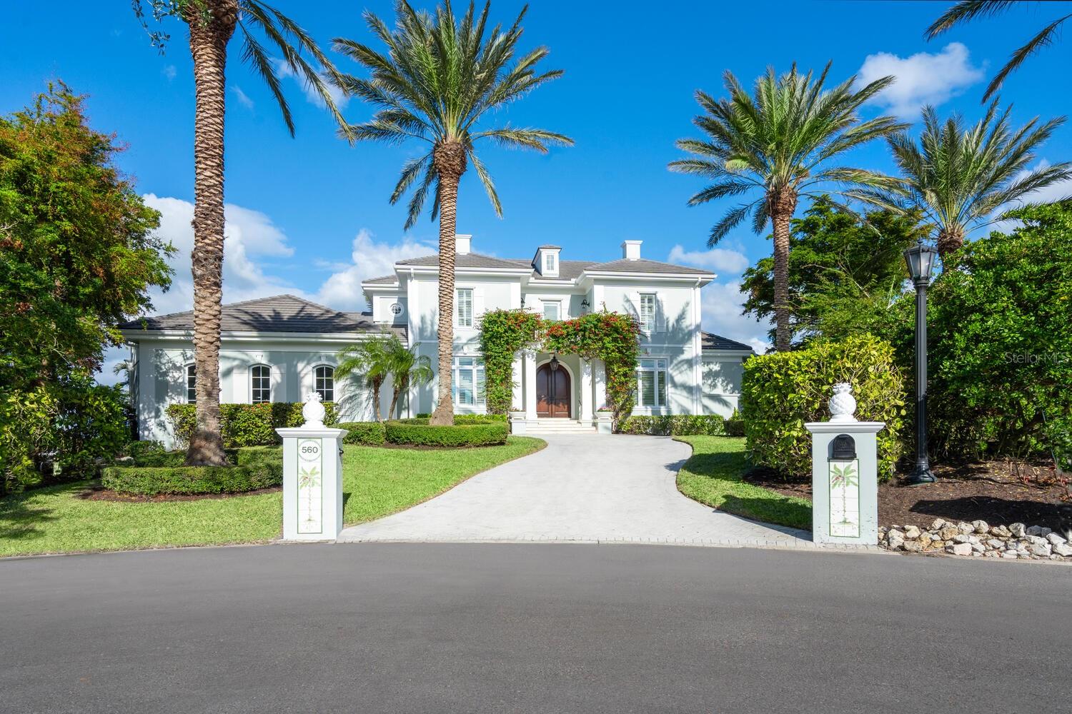 560 Harbor Point Rd, Longboat Key, FL 34228