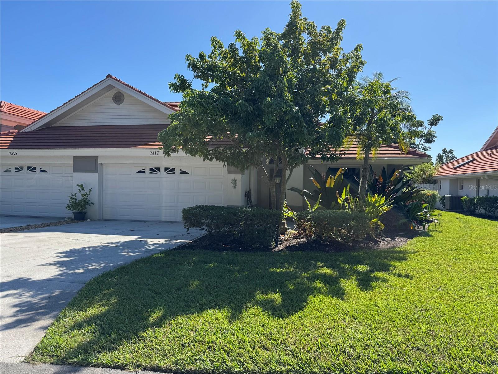3117 Lake Park Ln #15, Sarasota, FL 34231