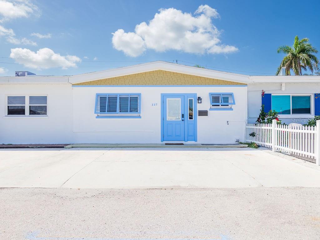 449 63rd St, Holmes Beach, FL 34217