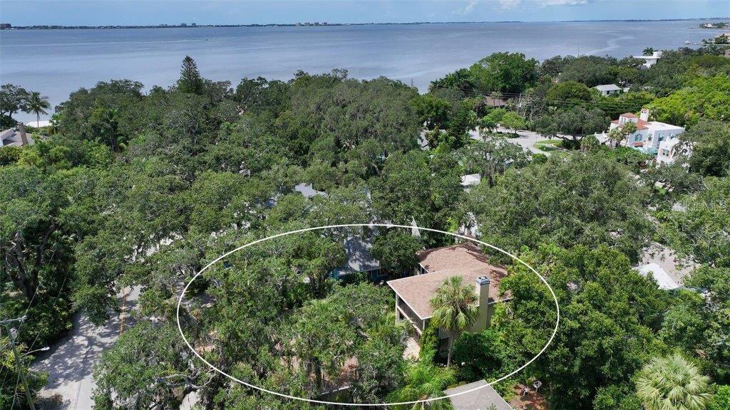 875 Indian Beach Dr, Sarasota, FL 34234
